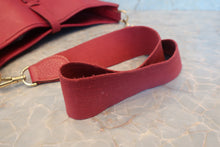 将图片加载到图库查看器,HERMES EVELYNE1 GM Clemence leather Rouge vif □F刻印 Shoulder bag 700120044