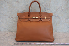 Load image into Gallery viewer, HERMES BIRKIN 40 Graine Couchevel leather Gold 〇Y Engraving Hand bag 800050047