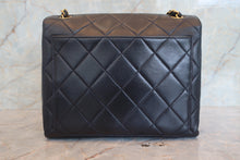 画像をギャラリービューアに読み込む, CHANEL/シャネル マトラッセチェーンショルダーバッグ ネイビー/ゴールド金具 ラムスキン ショルダーバッグ 800010057