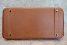 Load image into Gallery viewer, HERMES BIRKIN 40 Graine Couchevel leather Gold 〇Y Engraving Hand bag 800050047