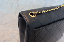 画像をギャラリービューアに読み込む, CHANEL/シャネル マトラッセチェーンショルダーバッグ ネイビー/ゴールド金具 ラムスキン ショルダーバッグ 800010057