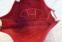将图片加载到图库查看器,HERMES EVELYNE1 GM Clemence leather Rouge vif □F刻印 Shoulder bag 700120044