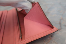 Load image into Gallery viewer, HERMES  Bearn Soufflet Epsom leather Rose confetti T Engraving Wallet 700060153