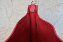将图片加载到图库查看器,HERMES EVELYNE1 GM Clemence leather Rouge vif □F刻印 Shoulder bag 700120044