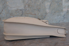 Load image into Gallery viewer, HERMES EVELYNE 3PM Clemence leather Craie/Yellow A Engraving Shoulder bag 700080076