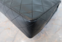 Load image into Gallery viewer, CHANEL Mini Matelasse single flap chain shoulder bag Lambskin Black/Gold hadware Shoulder bag 800020110