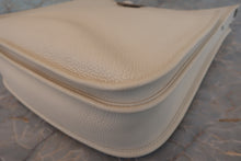 Load image into Gallery viewer, HERMES EVELYNE 3PM Clemence leather Craie/Yellow A Engraving Shoulder bag 700080076