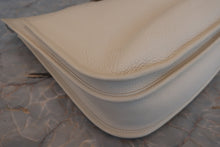 Load image into Gallery viewer, HERMES EVELYNE 3PM Clemence leather Craie/Yellow A Engraving Shoulder bag 700080076