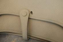 Load image into Gallery viewer, HERMES EVELYNE 3PM Clemence leather Craie/Yellow A Engraving Shoulder bag 700080076