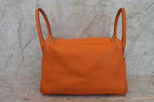 將圖片載入圖庫檢視器 HERMES/エルメス リンディ30 トリヨンクレマンス オレンジ □M刻印 ショルダーバッグ 700030049