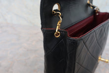 Load image into Gallery viewer, CHANEL Mini Matelasse single flap chain shoulder bag Lambskin Black/Gold hadware Shoulder bag 800020110