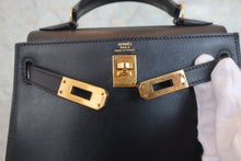 Load image into Gallery viewer, HERMES MINI KELLY 20 Box carf leather Black □A Engraving Shoulder bag 800060207