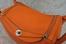 画像をギャラリービューアに読み込む, HERMES/エルメス リンディ30 トリヨンクレマンス オレンジ □M刻印 ショルダーバッグ 700030049