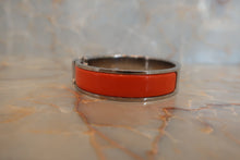 將圖片載入圖庫檢視器 HERMES/エルメス クリックアッシュ 銀メッキ シルバー/オレンジ バングル 27120312