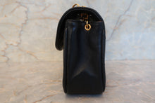 將圖片載入圖庫檢視器 CHANEL/シャネル マトラッセチェーンリュック ラムスキン ネイビー/ゴールド金具 リュック 800030113
