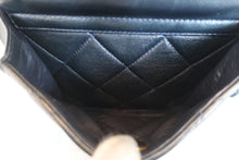 將圖片載入圖庫檢視器 CHANEL/シャネル マトラッセチェーンリュック ラムスキン ネイビー/ゴールド金具 リュック 800030113
