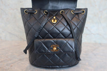 將圖片載入圖庫檢視器 CHANEL/シャネル マトラッセチェーンリュック ラムスキン ネイビー/ゴールド金具 リュック 800030113