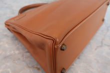 Load image into Gallery viewer, HERMES KELLY 32 Graine Couchevel leather Gold ○T Engraving Shoulder bag 800060174