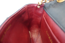 将图片加载到图库查看器,CHANEL/香奈儿 CF 链条包 羊皮 Black/Gold hadware(黑色/金色金属) 肩背包 700120038