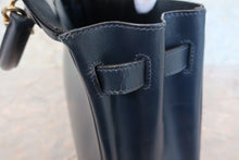 将图片加载到图库查看器,HERMES KELLY 32 Box carf leather Navy ○W刻印 Shoulder bag 700100146