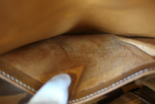 Load image into Gallery viewer, HERMES KELLY 32 Graine Couchevel leather Gold ○T Engraving Shoulder bag 800060174