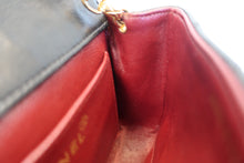 将图片加载到图库查看器,CHANEL/香奈儿 CF 链条包 羊皮 Black/Gold hadware(黑色/金色金属) 肩背包 700120038