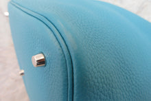 Load image into Gallery viewer, HERMES PICOTIN LOCK GM Clemence leather Turquoise blue □R Engraving Hand bag 700040040