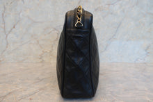 将图片加载到图库查看器,CHANEL/香奈儿 CF 流苏 链条 肩背包 羊皮 Black/Gold hadware(黑色/金色金属) 肩背包 700120046