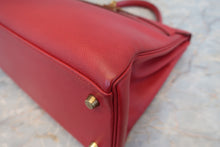 将图片加载到图库查看器,HERMES KELLY 32 Graine Couchevel leather Rouge vif 〇X刻印 Shoulder bag 800050067