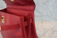 将图片加载到图库查看器,HERMES KELLY 32 Graine Couchevel leather Rouge vif 〇X刻印 Shoulder bag 800050067