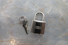 Load image into Gallery viewer, HERMES PICOTIN LOCK GM Clemence leather Turquoise blue □R Engraving Hand bag 700040040