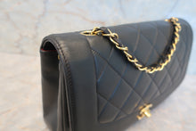 将图片加载到图库查看器,CHANEL/香奈儿 戴妃 CF 链条包 羊皮 Black/Gold hadware(黑色/金色金属) 肩背包 700120042