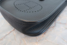 将图片加载到图库查看器,HERMES  EVELYNE TPM Clemence leather Black C刻印 Shoulder bag 700040155