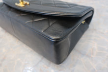 将图片加载到图库查看器,CHANEL/香奈儿 戴妃 CF 链条包 羊皮 Black/Gold hadware(黑色/金色金属) 肩背包 700120042