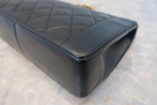 将图片加载到图库查看器,CHANEL/香奈儿 戴妃 CF 链条包 羊皮 Black/Gold hadware(黑色/金色金属) 肩背包 700120042