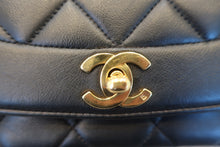 将图片加载到图库查看器,CHANEL/香奈儿 戴妃 CF 链条包 羊皮 Black/Gold hadware(黑色/金色金属) 肩背包 700120042