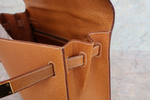 Load image into Gallery viewer, HERMES KELLY 32 Pigskin Natural 〇W Engraving Shoulder bag 700050194