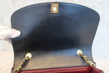 将图片加载到图库查看器,CHANEL/香奈儿 戴妃 CF 链条包 羊皮 Black/Gold hadware(黑色/金色金属) 肩背包 700120042