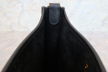 将图片加载到图库查看器,HERMES  EVELYNE TPM Clemence leather Black C刻印 Shoulder bag 700040155