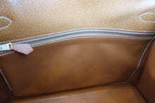 Load image into Gallery viewer, HERMES KELLY 32 Pigskin Natural 〇W Engraving Shoulder bag 700050194