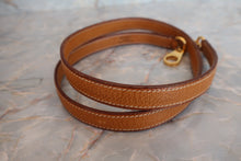 Load image into Gallery viewer, HERMES KELLY 32 Pigskin Natural 〇W Engraving Shoulder bag 700050194