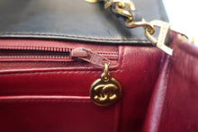 将图片加载到图库查看器,CHANEL/香奈儿 戴妃 CF 链条包 羊皮 Black/Gold hadware(黑色/金色金属) 肩背包 700120042