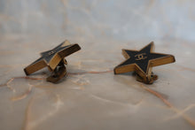 將圖片載入圖庫檢視器 CHANEL/シャネル ココマーク星型イヤリング 金メッキ  ゴールド/ブラック イヤリング 300030216