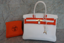 Load image into Gallery viewer, HERMES BIRKIN 35 Clemence leather White □H Engraving Hand bag 700090137