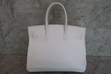 Load image into Gallery viewer, HERMES BIRKIN 35 Clemence leather White □H Engraving Hand bag 700090137