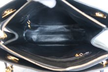 画像をギャラリービューアに読み込む, CHANEL/シャネル ココマークチェーンショルダーバッグ キャビアスキン ブラック/ゴールド金具 ショルダーバッグ 800030168