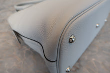 将图片加载到图库查看器,HERMES/BOLIDE 31 Clemence leather Blue pale Z刻印 Shoulder bag 800080156