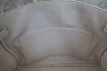 Load image into Gallery viewer, HERMES BIRKIN 35 Clemence leather White □H Engraving Hand bag 700090137