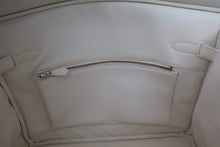 Load image into Gallery viewer, HERMES BIRKIN 35 Clemence leather White □H Engraving Hand bag 700090137