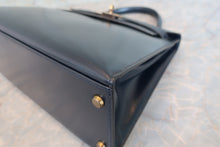 將圖片載入圖庫檢視器 HERMES/エルメス ケリー28 ボックスカーフ ネイビー 〇J刻印 ショルダーバッグ 700090117
